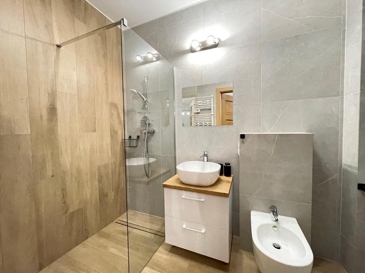 Superior Laguna Beskidow 3 Rooms! Sauna&Gym! Air Condition! 扎热切 外观 照片
